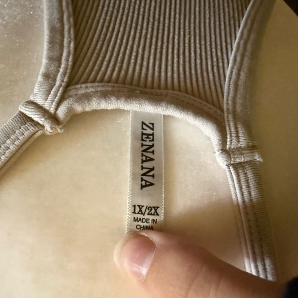 Gray Ribbed Tank Top - Picture 3 of 3